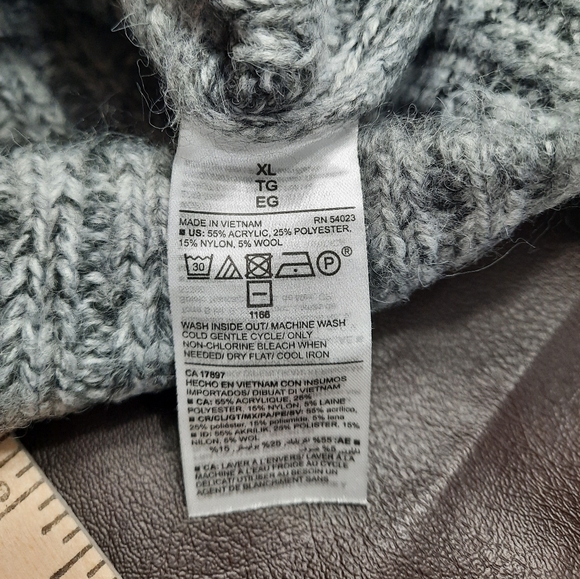 Old Navy Tunic-length Gray Sweater - XL - NWT - Picture 5 of 5